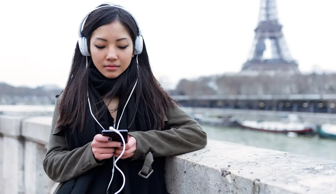 Podcast Bahasa Perancis yang Cocok untuk Latihan Mendengar